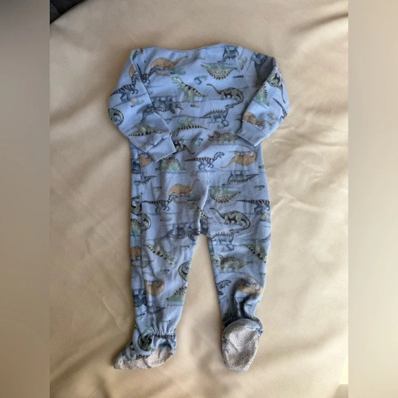 Bundle of dinosaur footed pajamas - Picture 7 of 13